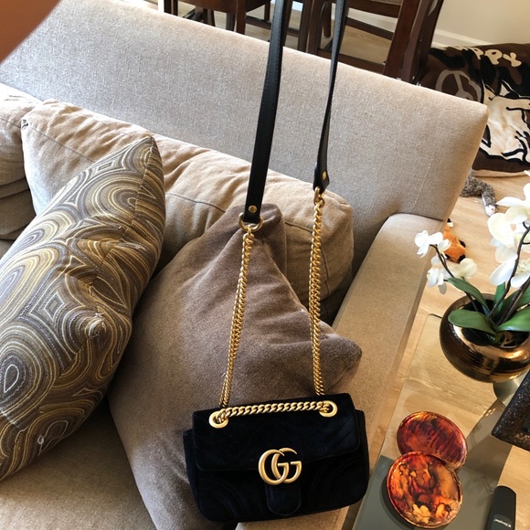 ❌ SOLD❌ Authentic Gucci velvet small marmont - Picture 3 of 8